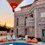 Motif Art Cappadocia Готель *